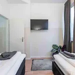 Big Fancy Center * ベルリン