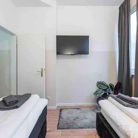 Big Fancy Center * Берлин