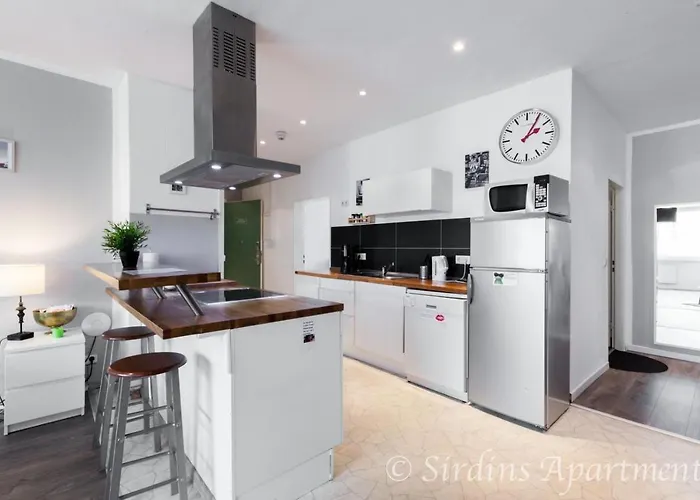 Big Fancy Center Apartament *