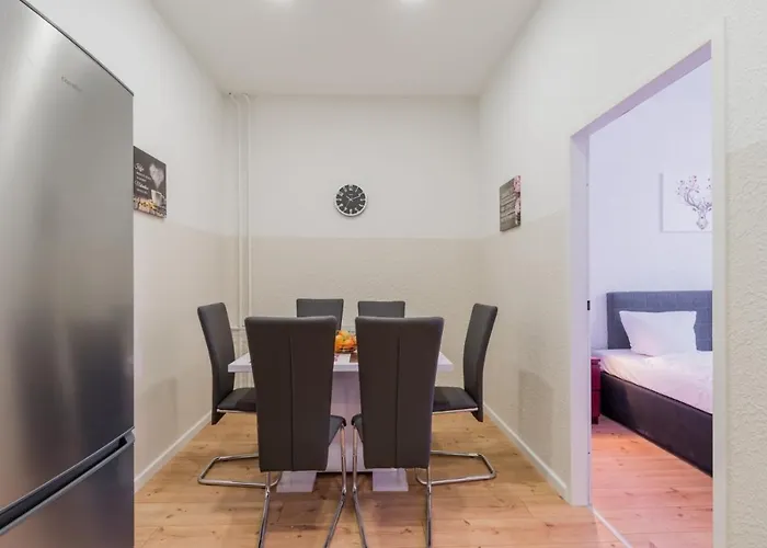 Big Fancy Center Berlin